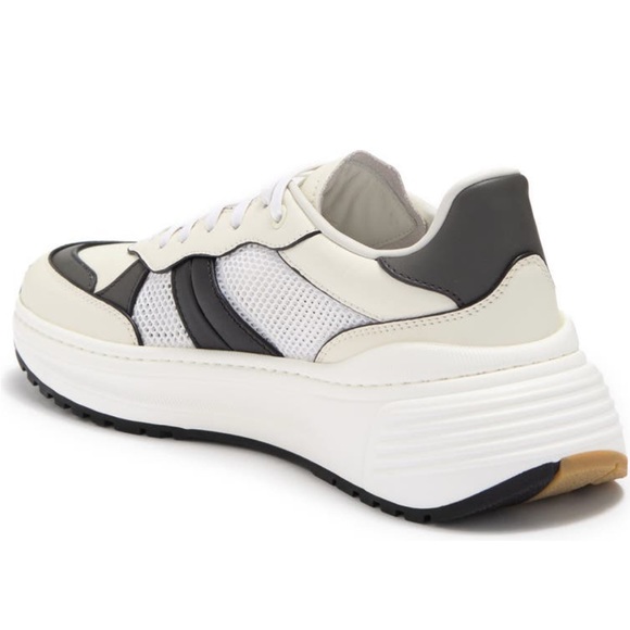 Bottega Veneta Speedster Sneakers - Picture 2 of 12